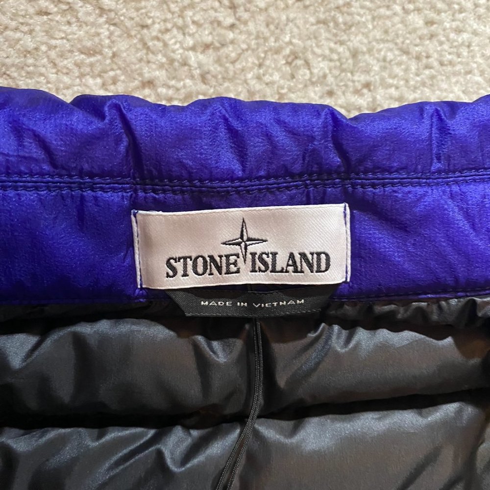 Stone Island Down Jacket, Size L - Picture 8 of 10